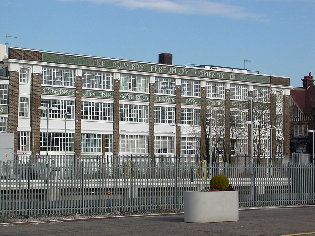 30 Dubarry_Perfumery_Company_Building,_Hove_(February_2007).jpg