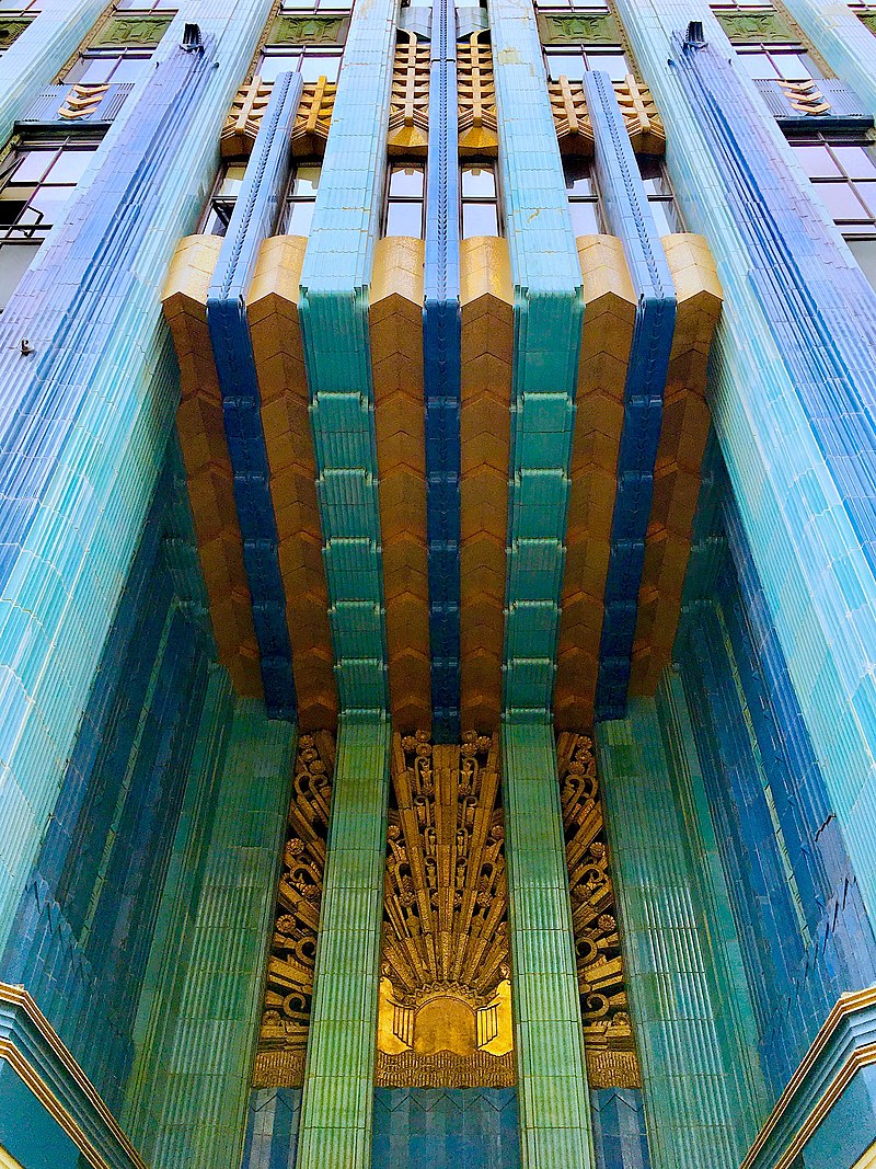 30 Eastern_Columbia_Building_01.jpg