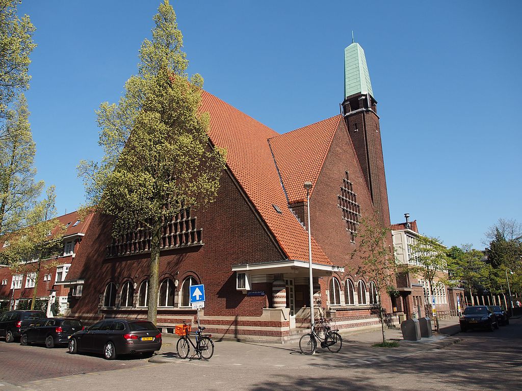 30 Lutherkapel_(Amsterdam-Zuid)_Gerrit_van_der_Veenstraat_pic1.JPG