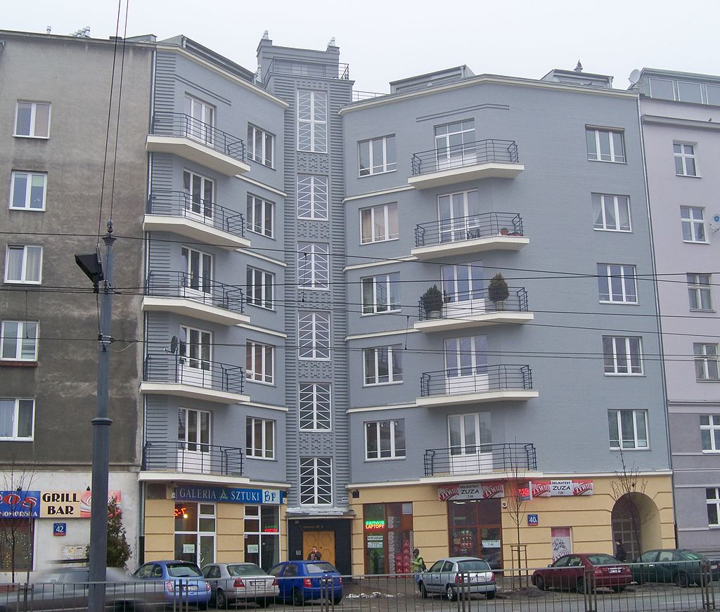 31 1024px-Grójecka_40a.jpg