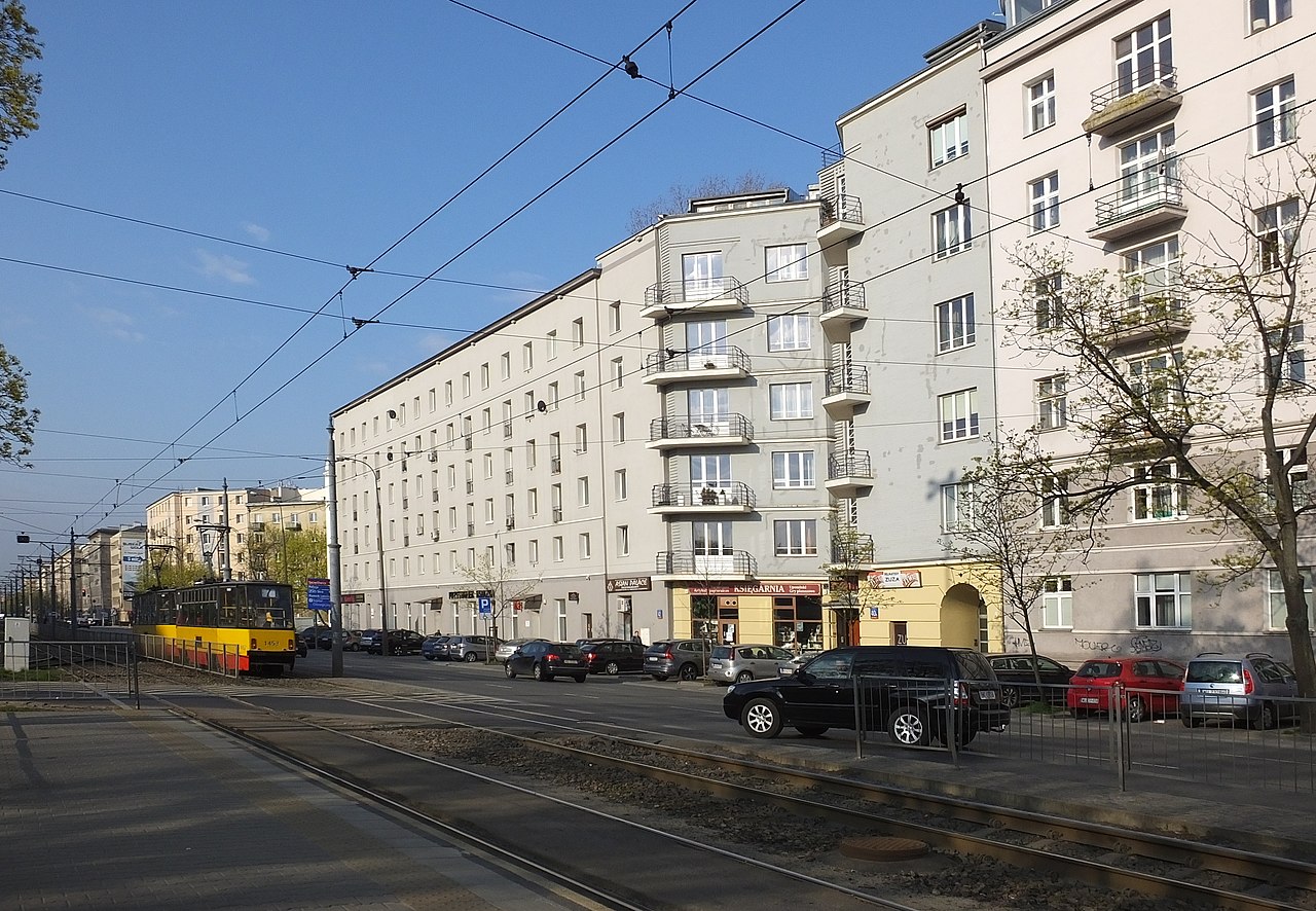 31 1280px-Grójecka_40a_i_42.jpg