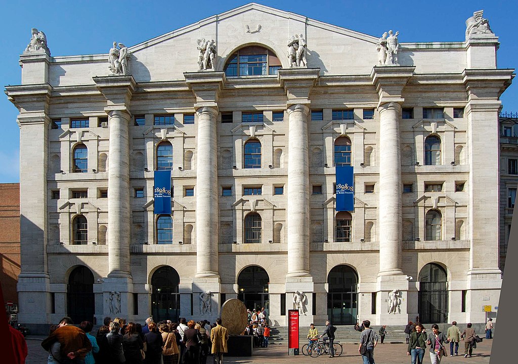 31Palazzo_mezzanotte_Milan_Stock_Exchange.jpg
