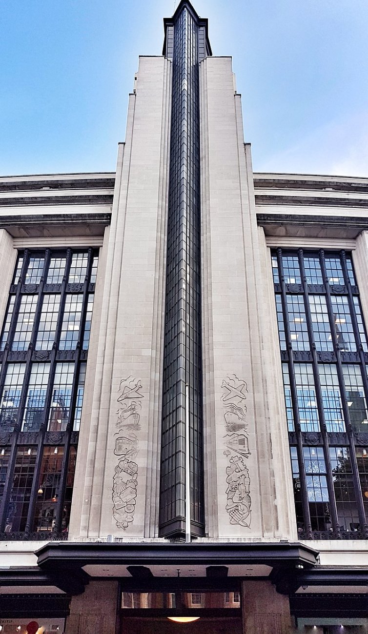 32 800px-Barker's_Department_Store.jpg