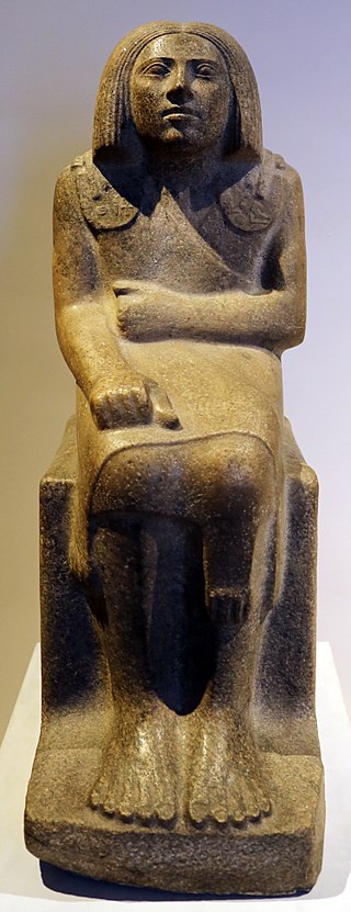 320px-III_dinastia,_statua_sedut_di_anch,_forse_da_beit_challaf,_2592-2544_ac_ca.jpg