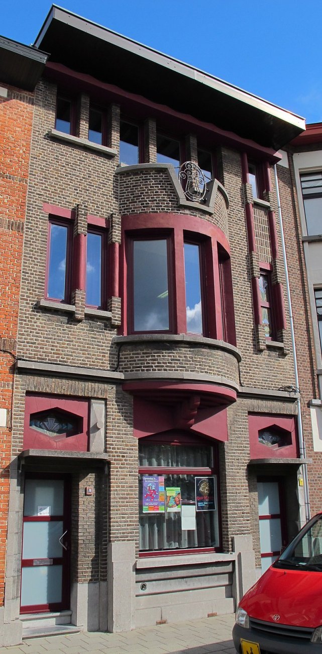 32Elisab10.jpg