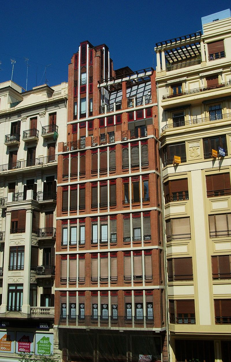 32Plaça_de_l'Ajuntament_de_València,_edifici_Cervera.JPG
