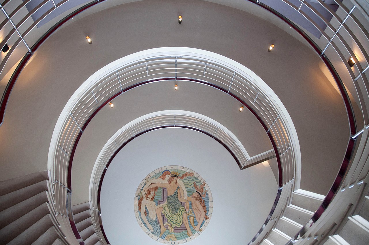 33 1280px-Midland_Hotel,_Morecambe_(5541256358).jpg
