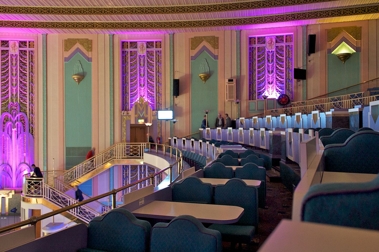 33 1280px-Troxy_Upper_Stalls_2.jpg