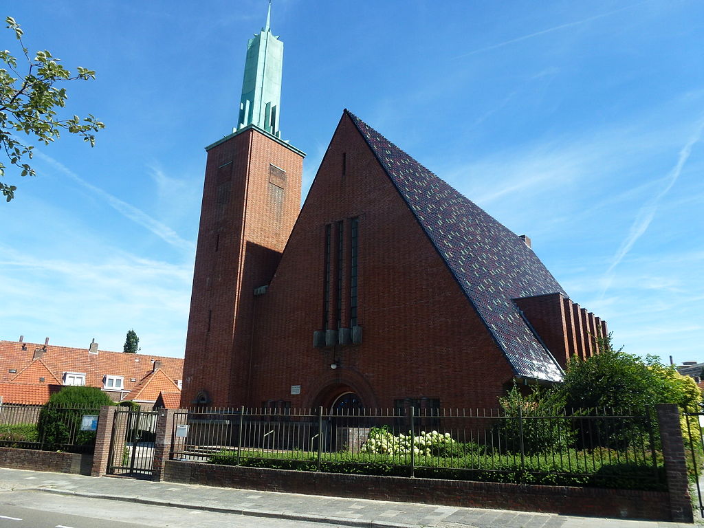 34 1024px-Christelijke_Gereformeerde_Gemeente_Eindhoven.jpg