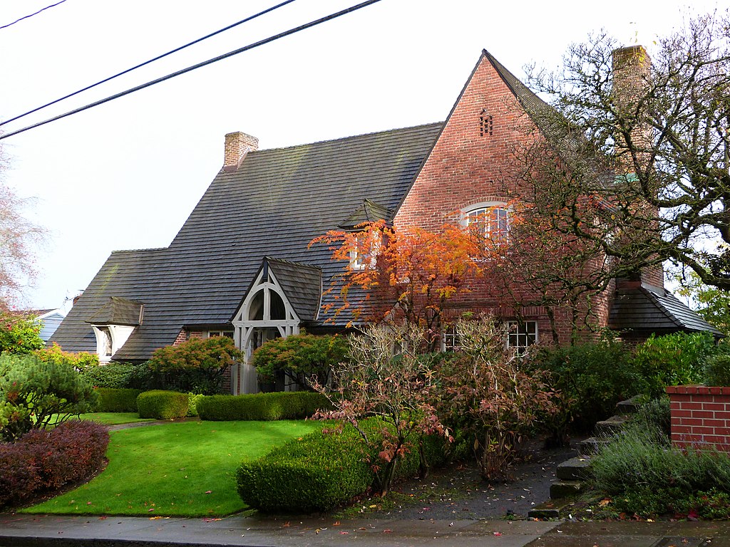 34 Murphy_Paul_F_House_-_Portland_Oregon.jpg