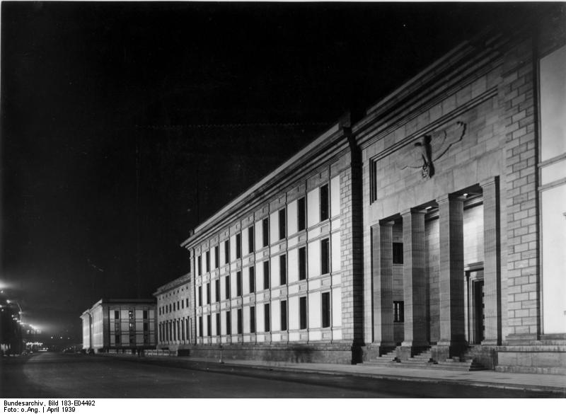39 Bundesarchiv_Bild_183-E04492,_Berlin,_Neue_Reichskanzlei.jpg