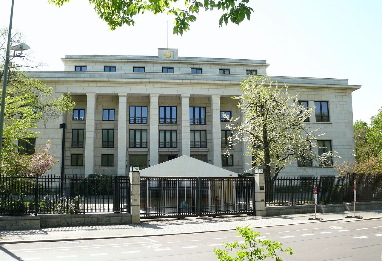 42 1280px-Tiergarten_Tiergartenstraße_Japanische_Botschaft.jpg