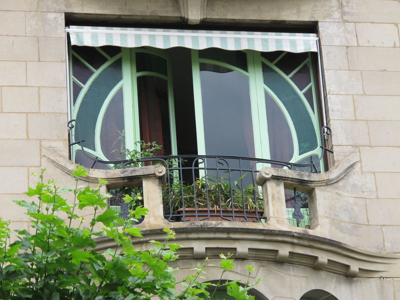 5 10 Rue de Ceyrat, Клермон-Ферран, Франция.jpg