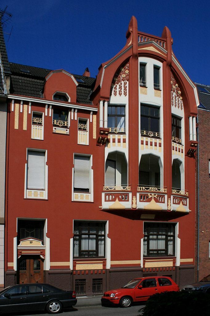 5 682px-Monchengladbach-Ry-Mitte_Denkmal-Nr._W_030,_Wilhelm-Strater-Strasse_29_(6512).jpg