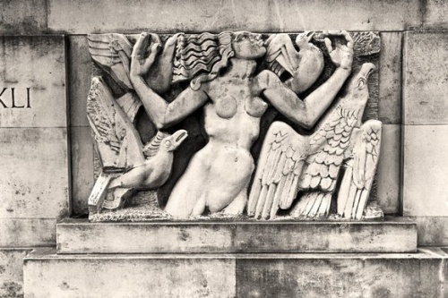 500px-1925-jacob-epstein-rima.jpg