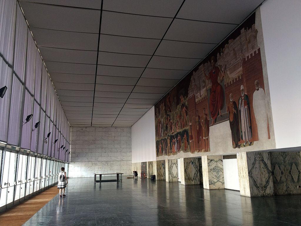 53 Palazzo_dei_Congressi_EUR_Rome_-_entrance_hall.jpg