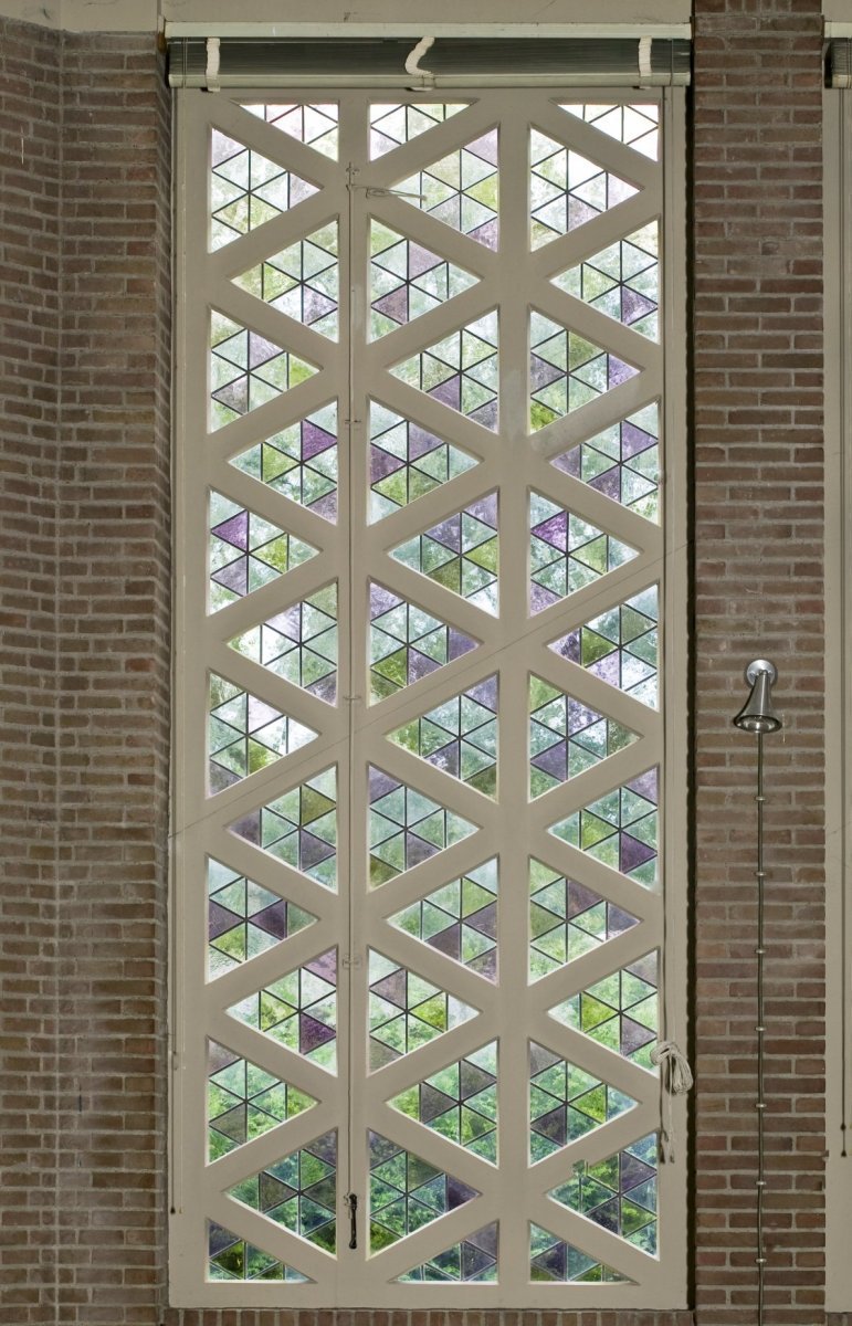 54Interieur,_glas_in_loodraam_-_Aalden_-_20424949_-_RCE.jpg