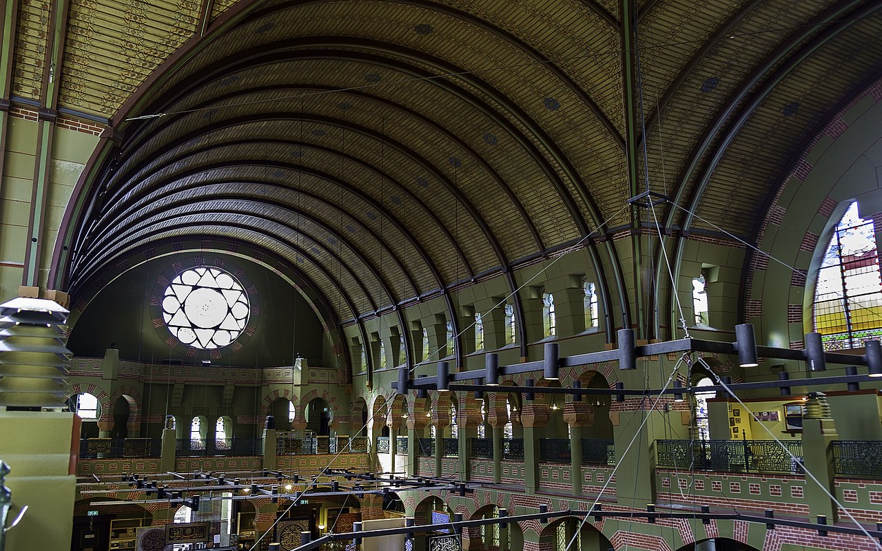6 сина1280px-Synagoge_Groningen_-_interieur_(1).jpg
