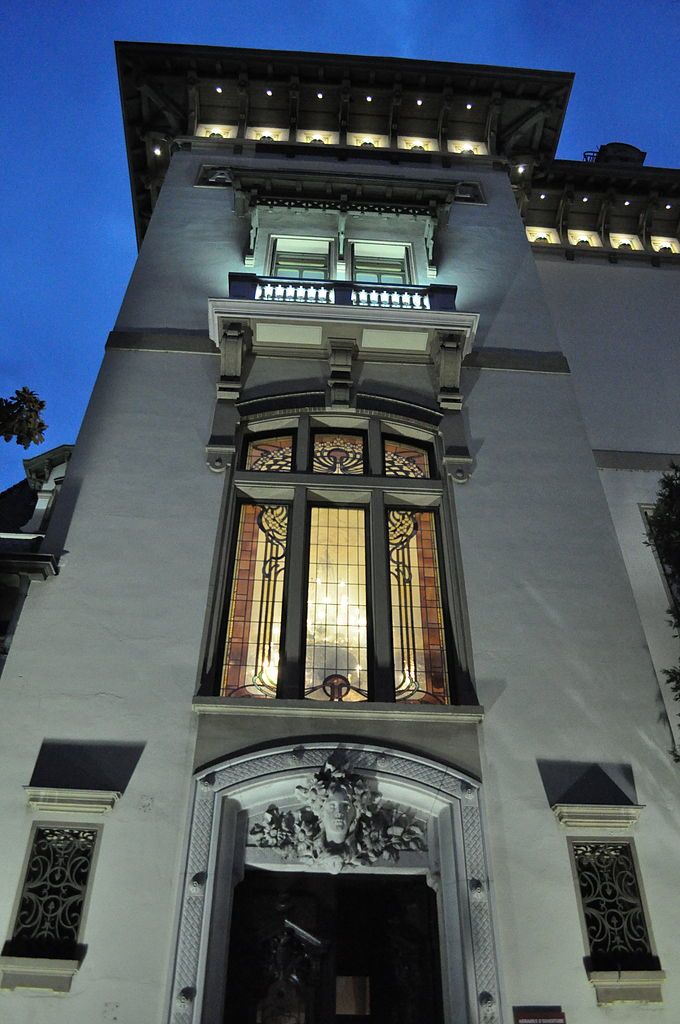 680px-Villa_Lumière.jpg