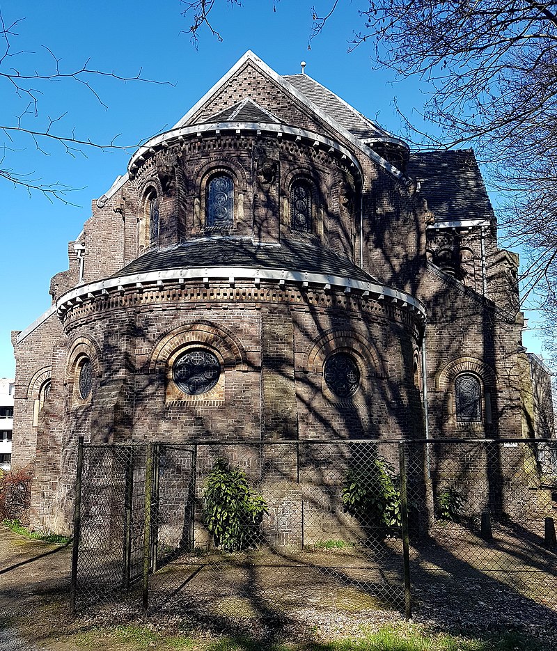 800px-2019_Maastricht-Vroendaal,_Kloosterkapel_Opveld-01.jpg