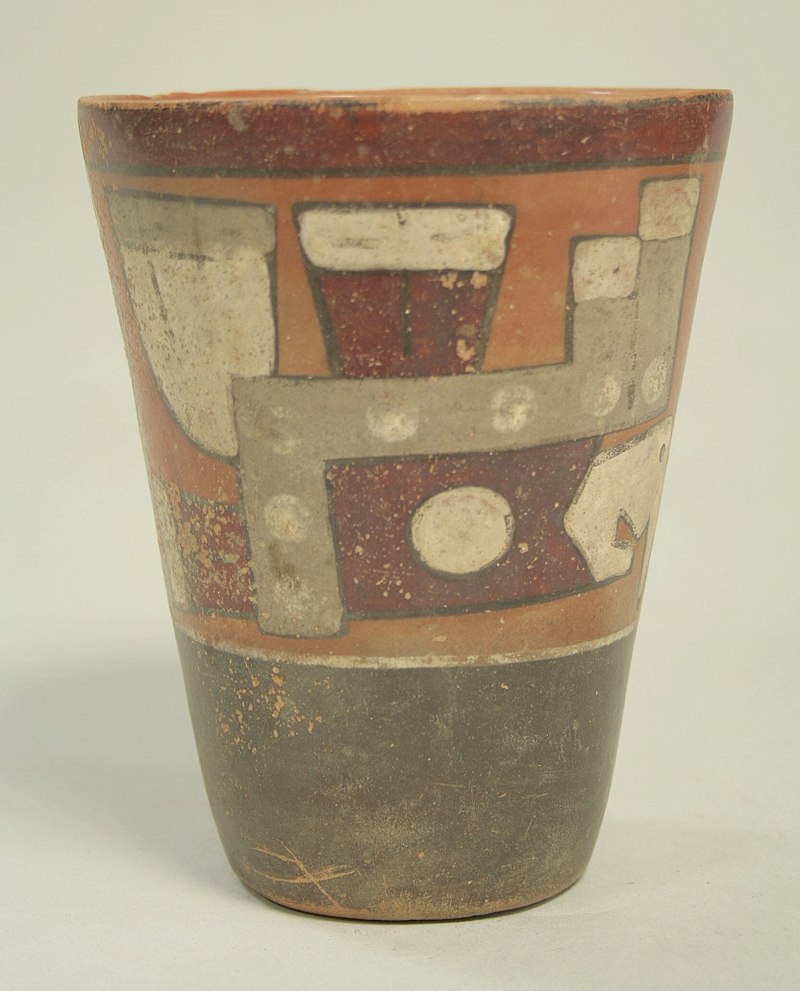800px-Beaker_MET_1978.412.232_a.jpg