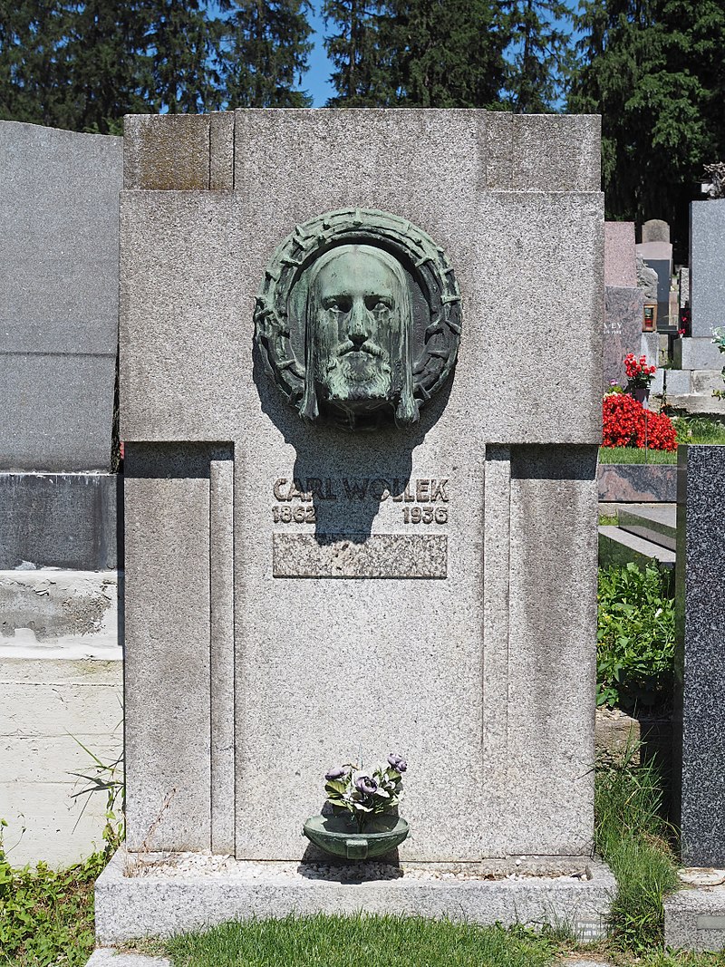 800px-Carl_Wollek_grave,_Vienna,_2017.jpg