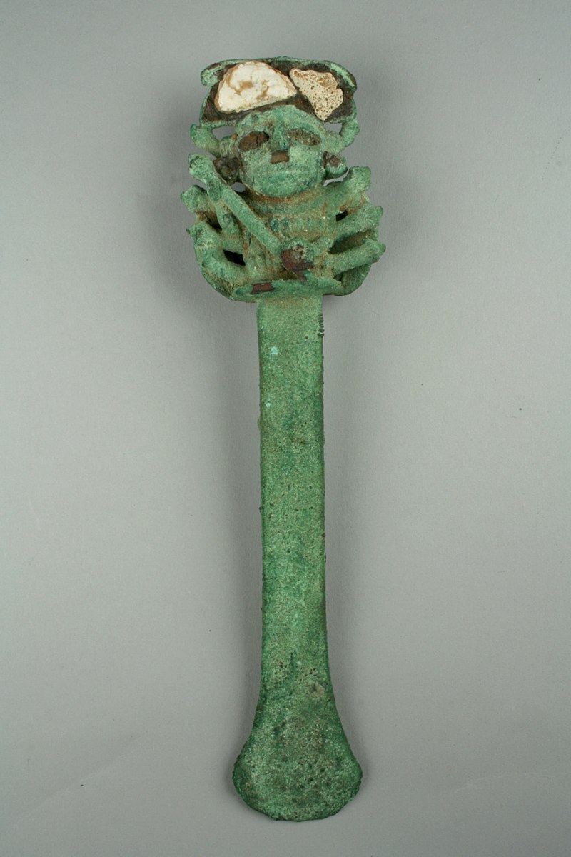 800px-Ceremonial_Knife_(Tumi)_MET_1987.394.308.jpeg