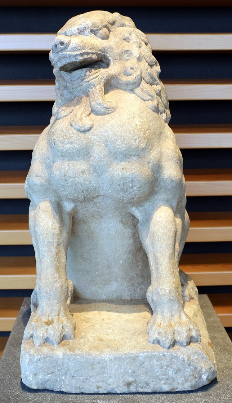 800px-Dinastia_tang,_leone_guardiano,_VII_secolo.jpg