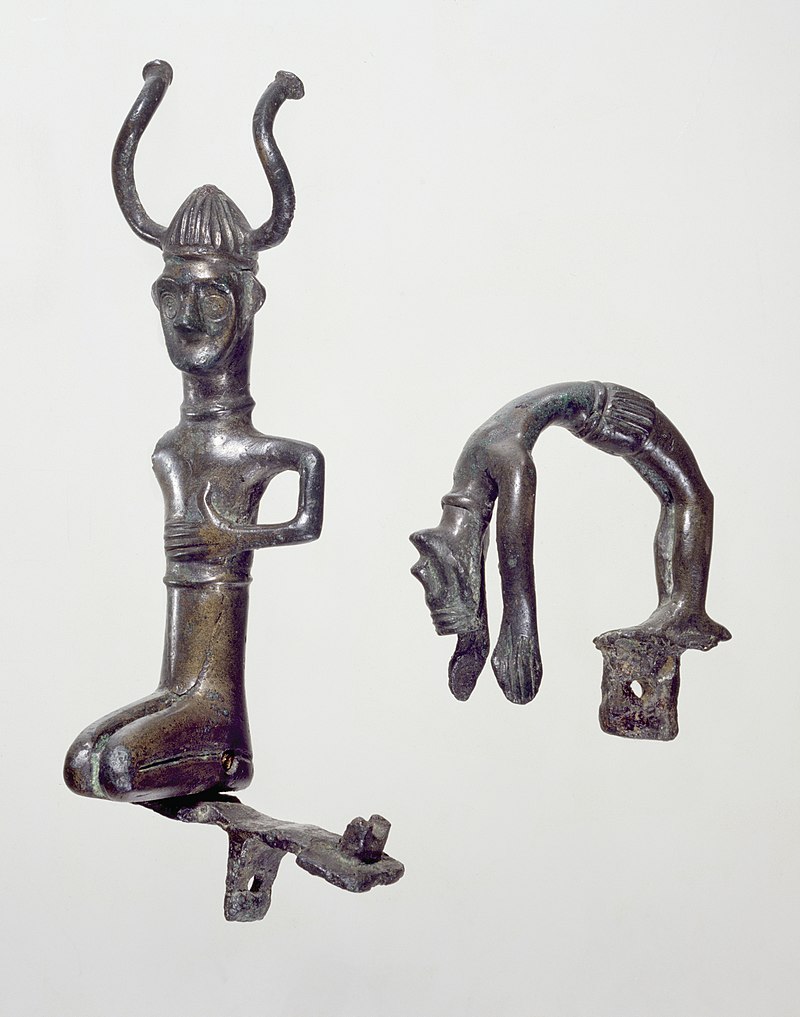 800px-DO-10044-Figurer_Grevensvænge.jpg