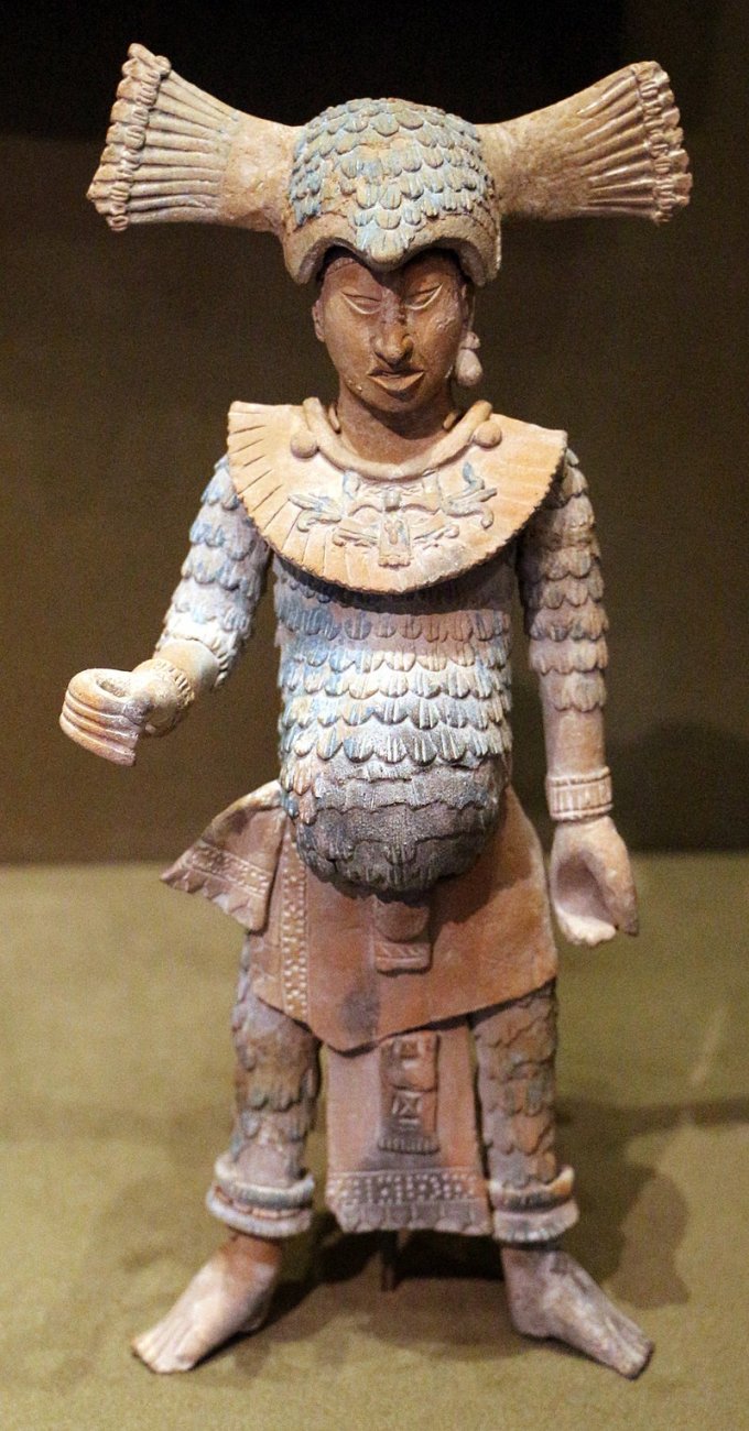 800px-Messico,_maya,_figurina_di_guerrier600-900_ca._01.jpg