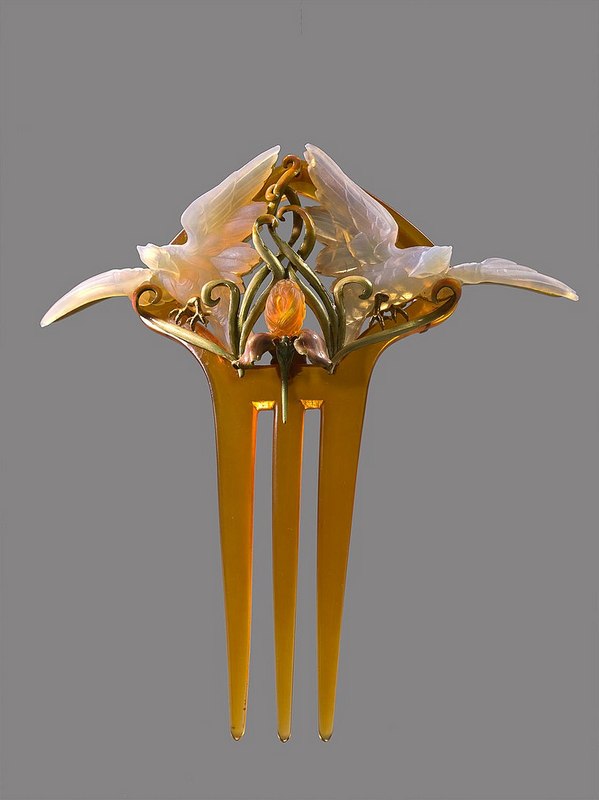 800px-Philippe_Wolfers,_Oisпeaux_et_Iris_(1899)_02.jpg