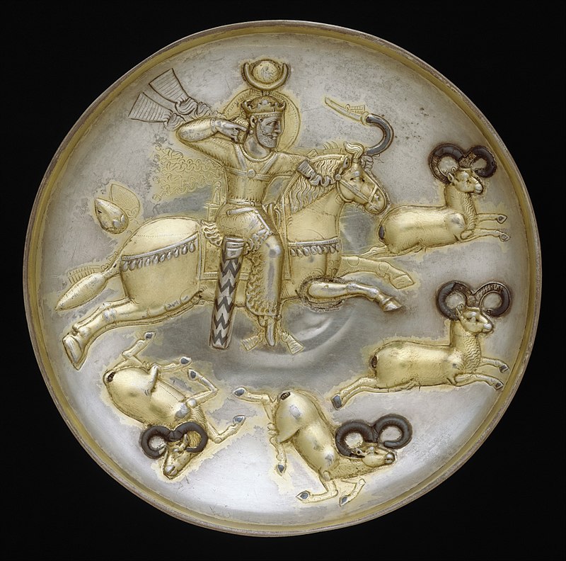 800px-Plate_with_king_hunting_rams_MET_DT921.jpg