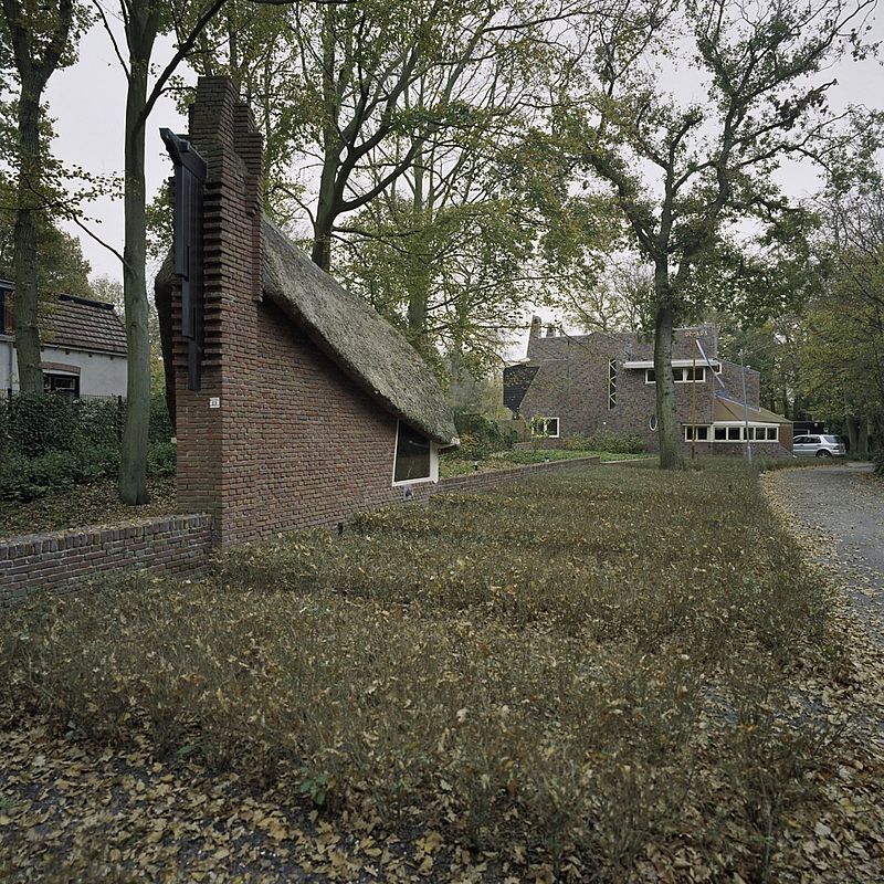 800px-Schipvormig_tuinhuis_-_Bergen_-_20396758_-_RCE.jpg