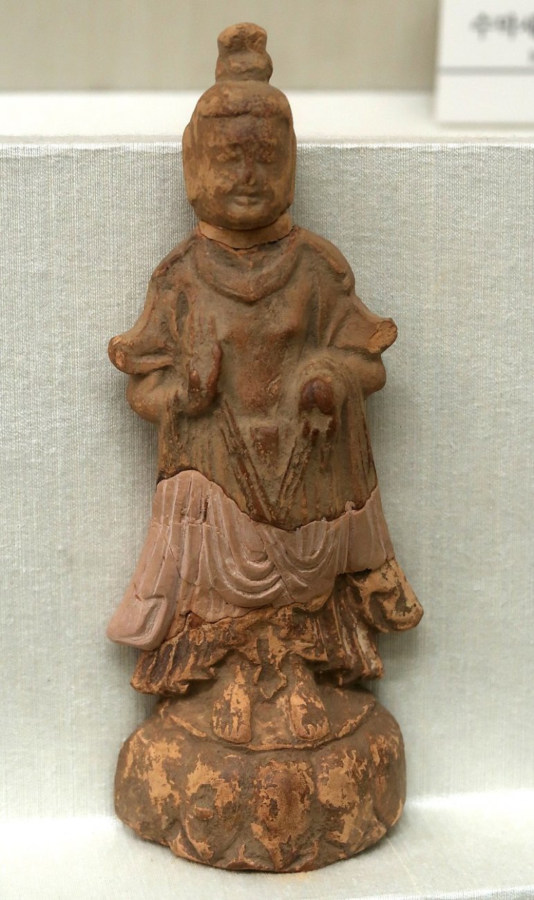 800px-Standing_Bodhisattva._Goguryeo._Seoul_National_University_Museum.jpg