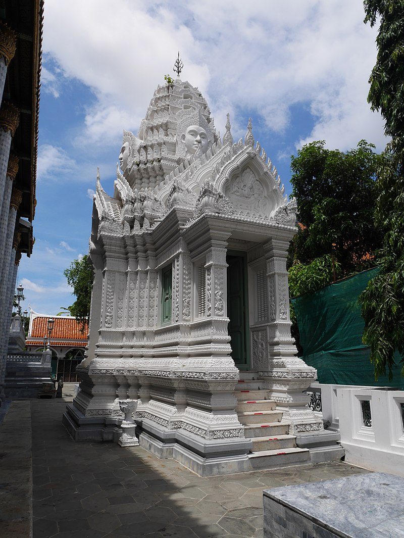 800px-thumbnail.jpg