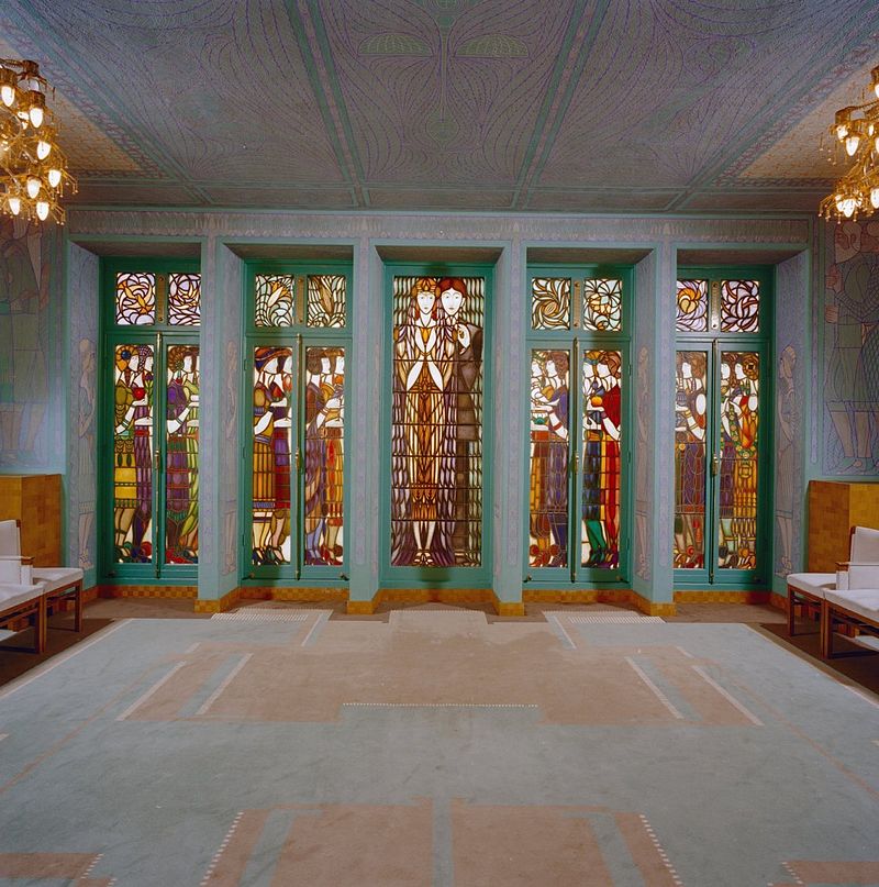 800px-thumbnail.jpg