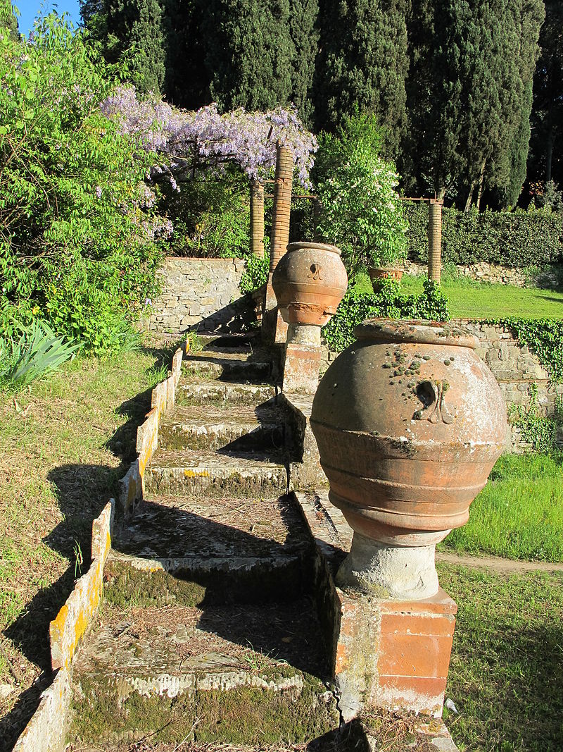 800px-Villa_nieuwenkamp,_tennis_05.jpg
