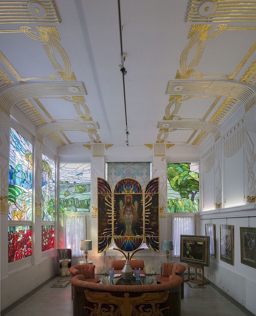 832px-Villa_Wagner_I_Innenansicht_Adolf_Böhm_Saal.jpg