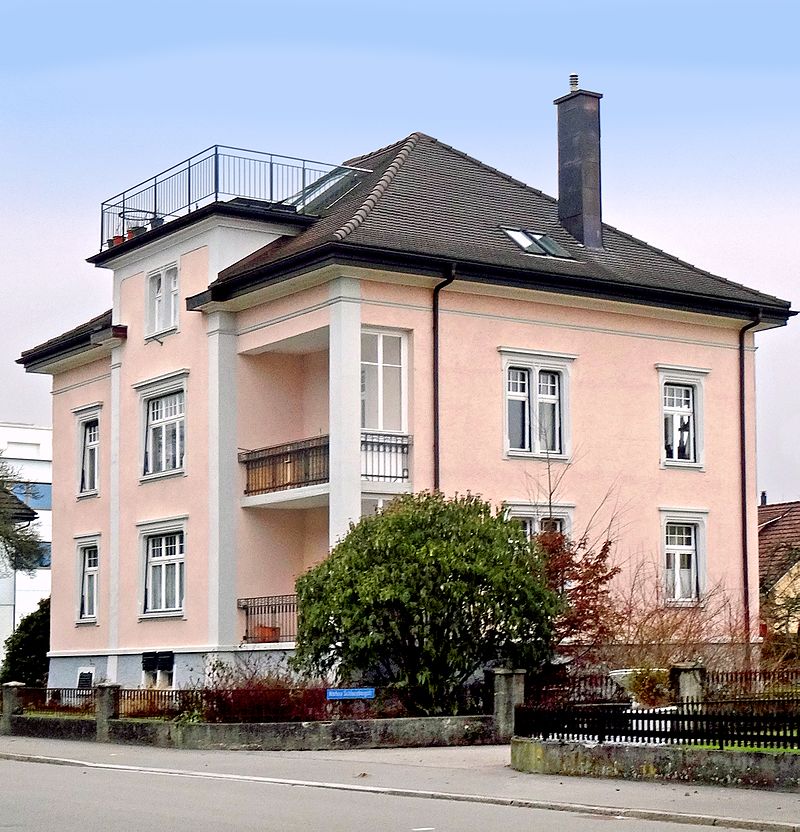 9 RomanshornSchlossbergstrasse.jpg