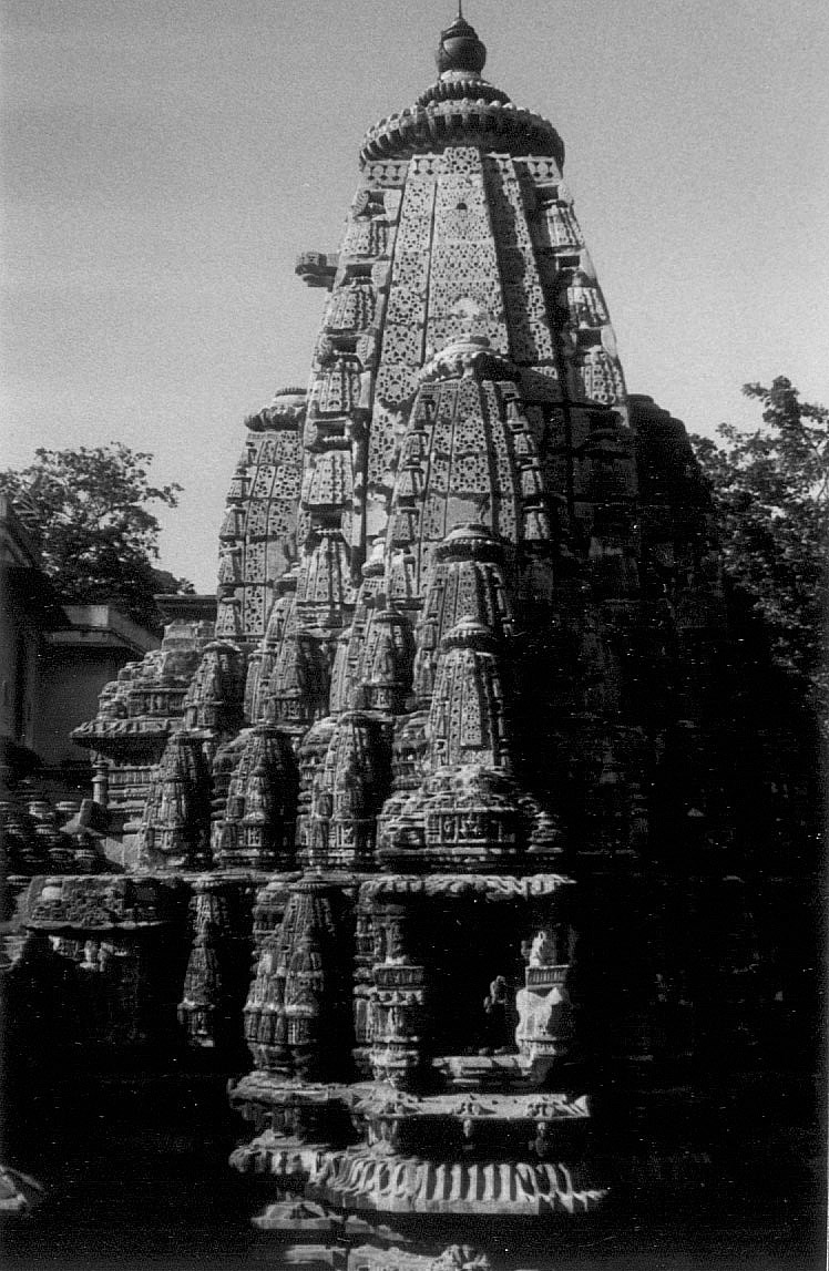 971 Meera_temple_Eklingji.jpg