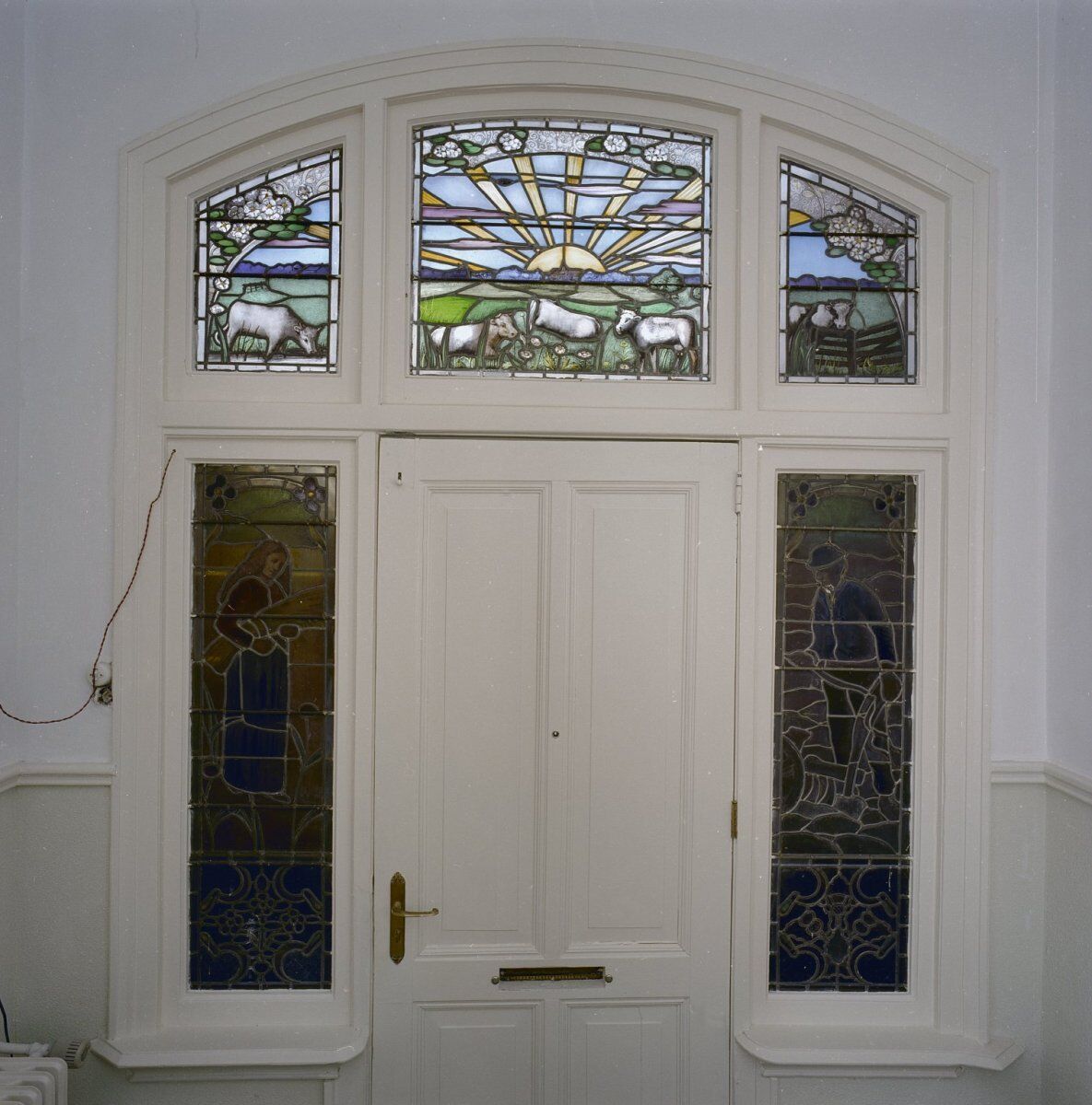 9Interieur,_deur_met_glas-in-lood_-_Tholen_-_20331872_-_RCE.jpg