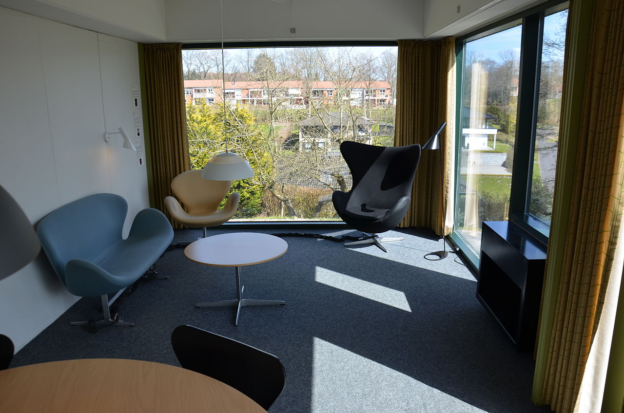 Arne_Jacobsen_Kubeflex_interior_01.JPG