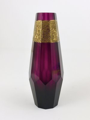 art-deco-purple-crystal-glass-vase-from-ludwig-moser-karlsbad-czechoslovakia-1920s-11.jpg