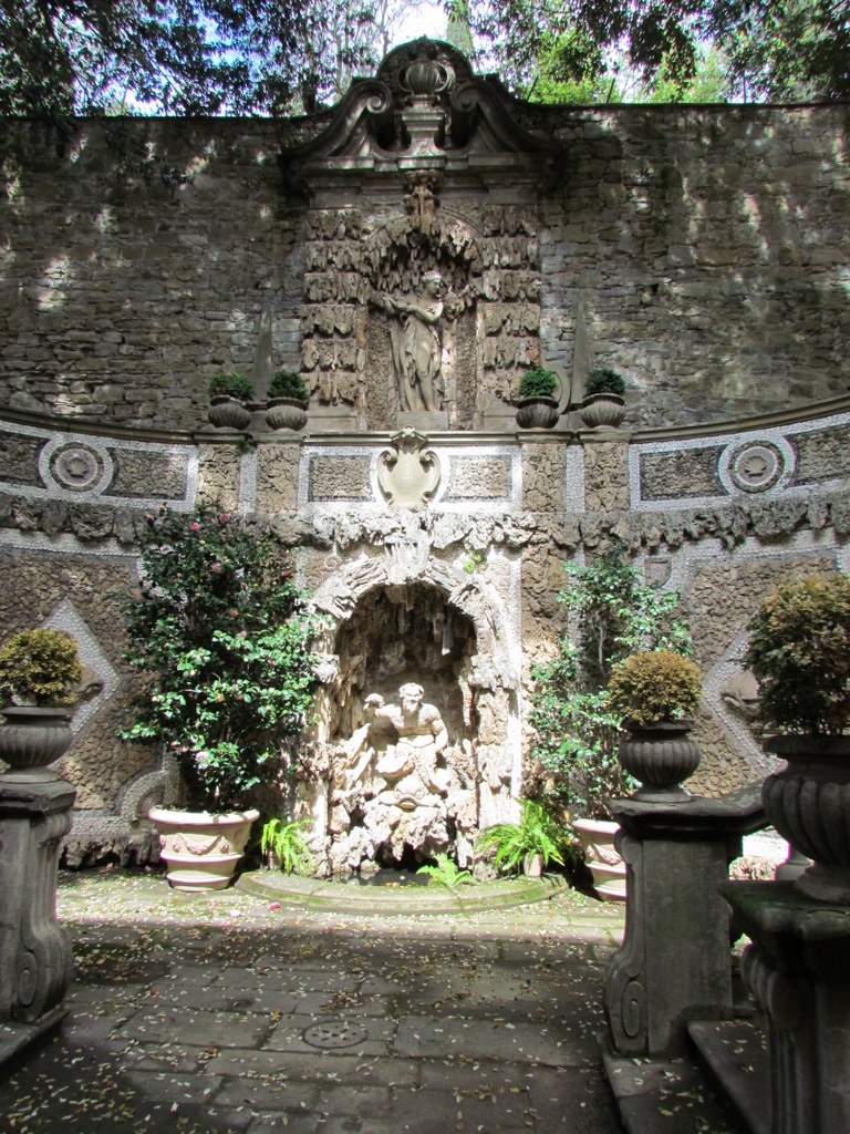 balze_garden_tuscany_original.jpg