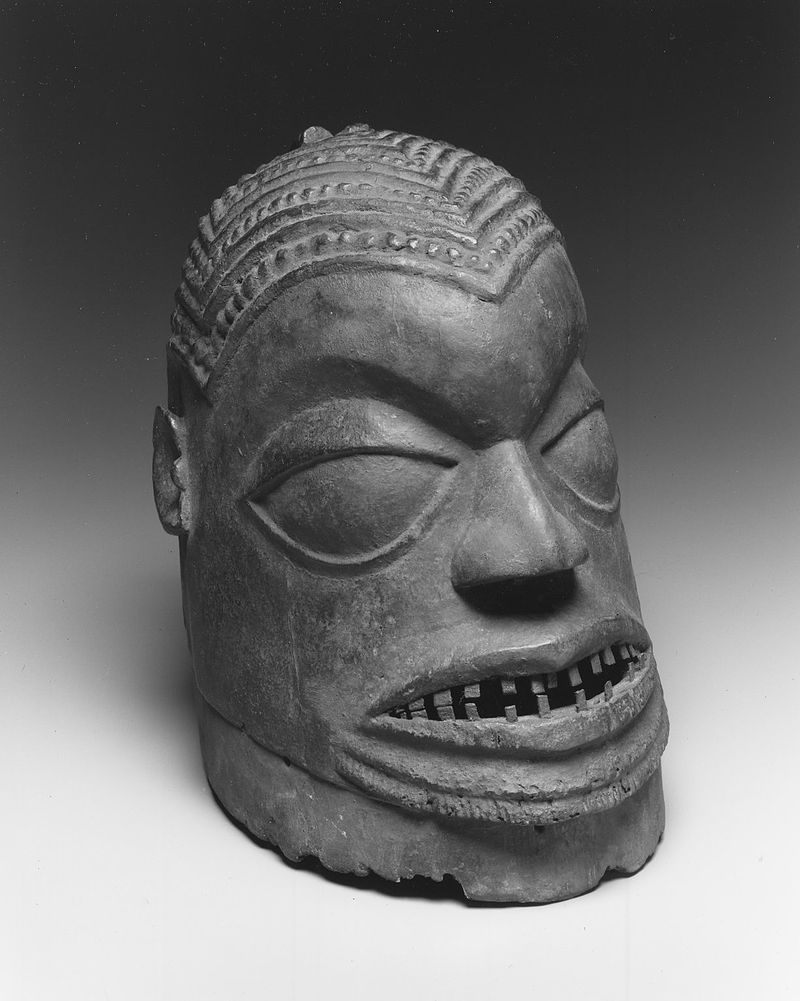Brooklyn_Museum_1992.135.2_Helmet_Mask_Igbudu_(3).jpg
