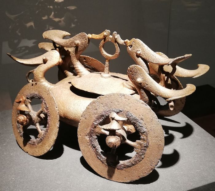 Bujoru_votive_chariot_ia_mnir.jpg