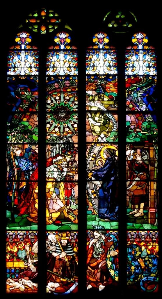 Cathedrale_vitraux_mehoffer_rois_entier.jpg