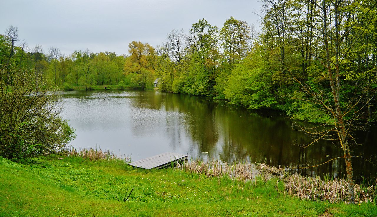Cesvaine_Schlosspark_1.JPG