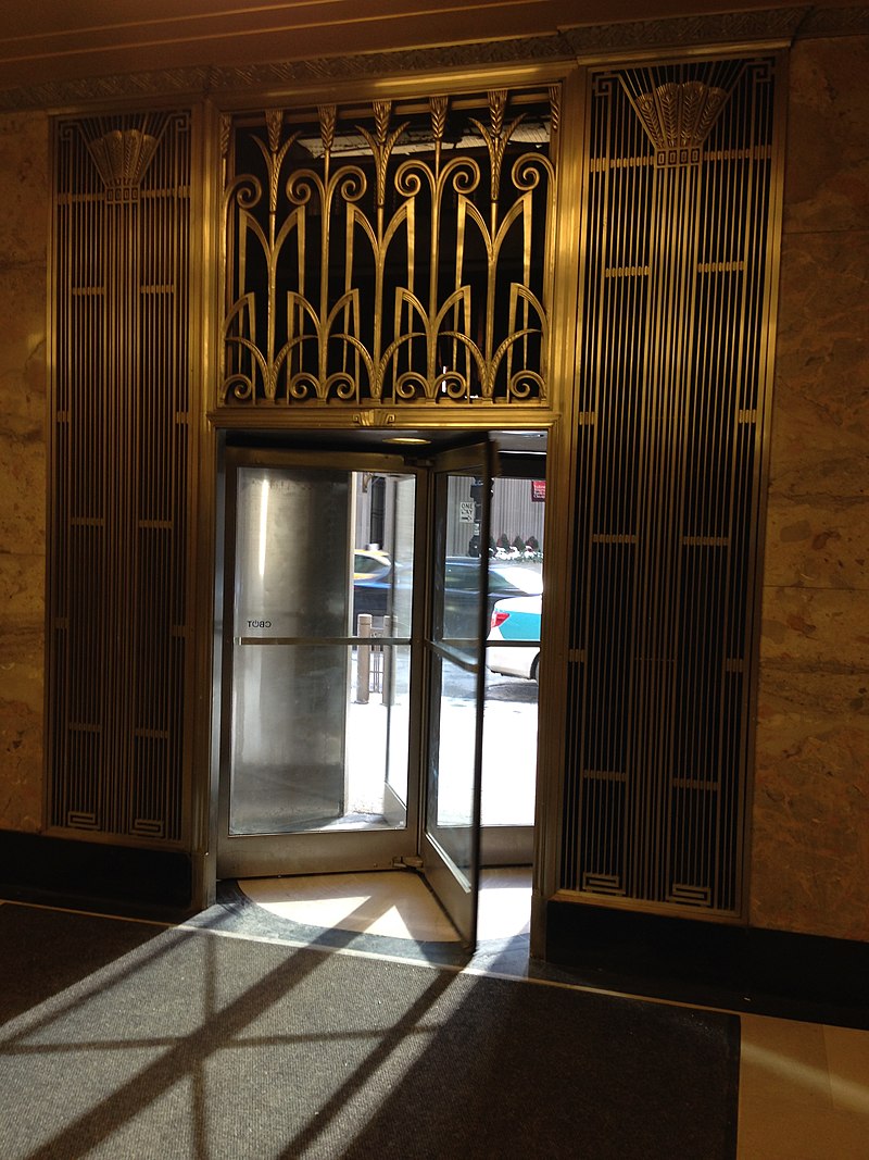 Chicago_Board_of_Trade_lobby_interior_doors.jpg