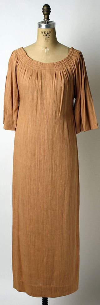 Dinner_dress_MET_1979.344.8_F.jpg